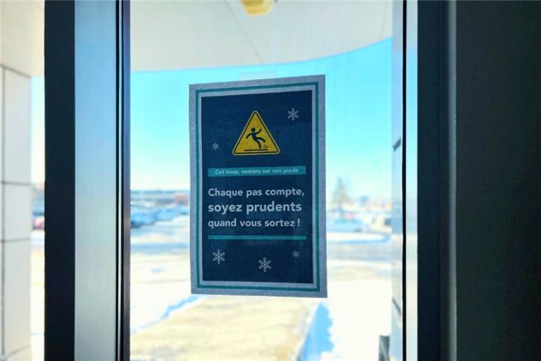 Les chutes et glissades sont les accidents les plus fréquents chaque hiver dans nos bureaux et nos garages?   